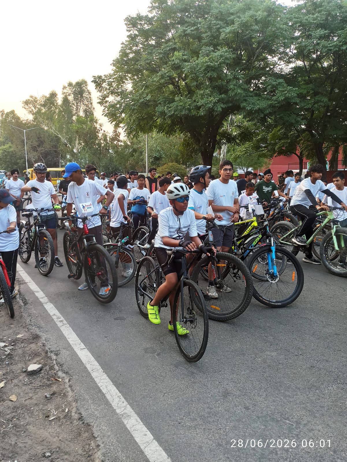 Cycling peloton